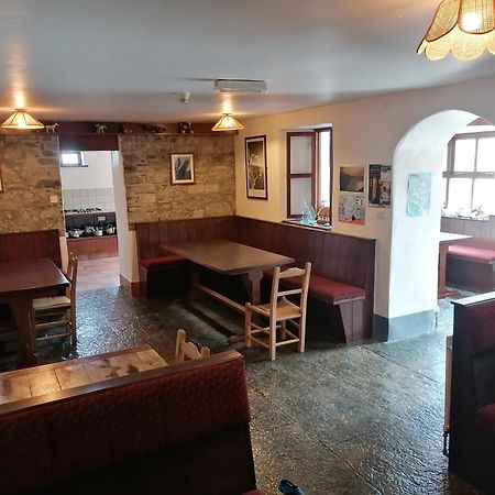 Aille River Tourist Hostel Glamping 둘린 외부 사진